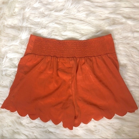 Women’s Bar III Orange Scalloped Shorts Small 🌻! - Picture 4 of 8